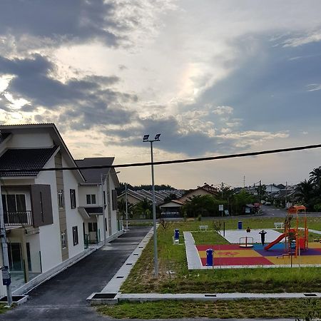 My Homestay Klia Sepang Exterior foto